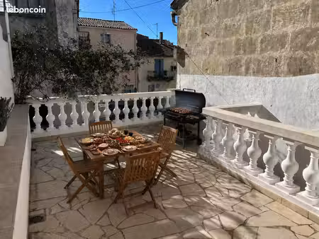 manduel-maison de caractère entièrement rénovée avec terrasse  garage et grande cave