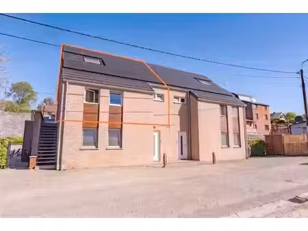 appartement 3ch avec emplacements de parking idéalement situ