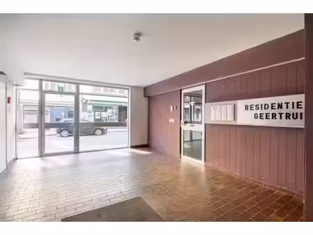 flat/studio