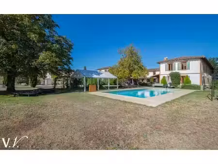 une villa et des vignes toulouse