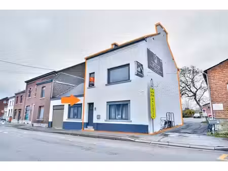 maison 3 ch avec superbe potentiel !