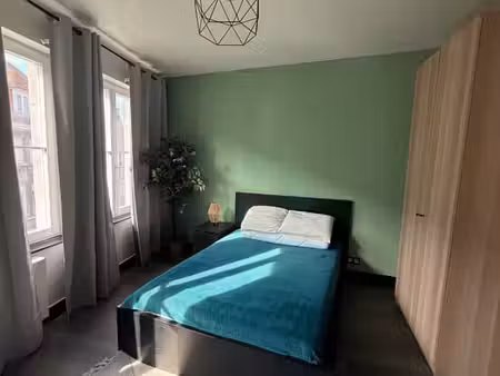 chambre à louer avec cuisine en commun