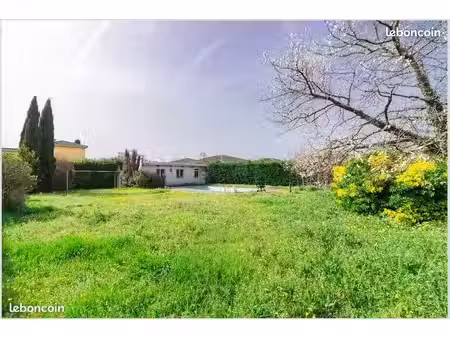 terrain a batir aucamville 405m²