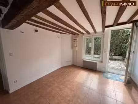 location appartement 2 pièces à lisieux centre ville est (14100) : à louer 2 pièces / 25m²