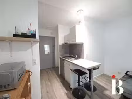location appartement t1 meublé à nantes centre ville (44000) : à louer t1 meublé / 18m² na