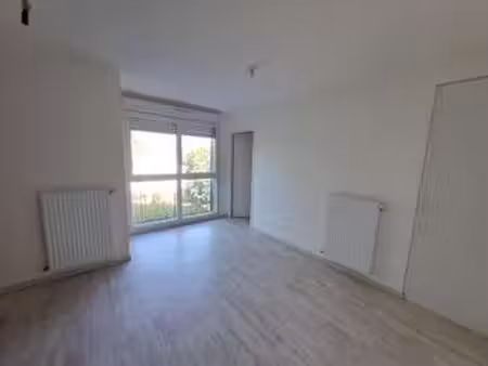 location appartement 2 pièces à saint-herblain (44800) : à louer 2 pièces / 34m² saint-her