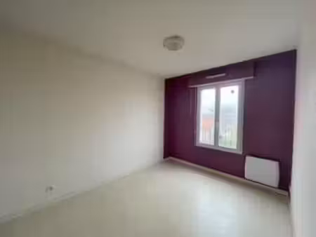 location appartement 2 pièces à saint-hilaire-de-riez (85270) : à louer 2 pièces / 40m² sa