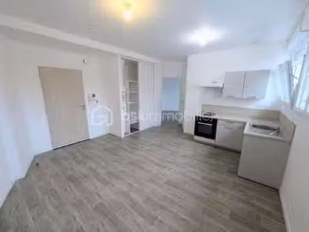 location appartement 2 pièces à fougères (35300) : à louer 2 pièces / 41m² fougères
