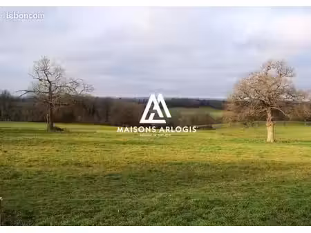 terrain 850 m² beynac
