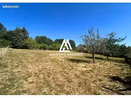 terrain 1 500 m² royeres