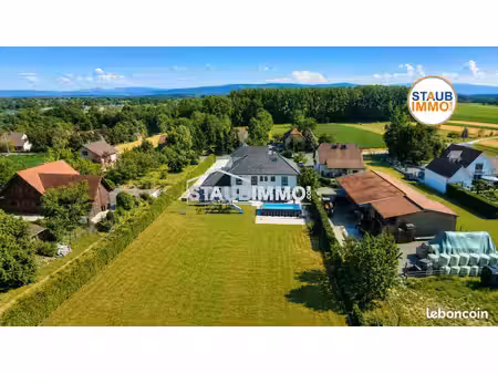 propriété 13 pièces 453 m²