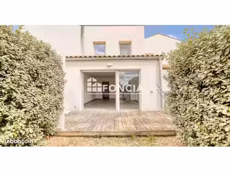 aussonne  villa t3 duplex avec jardin au calme