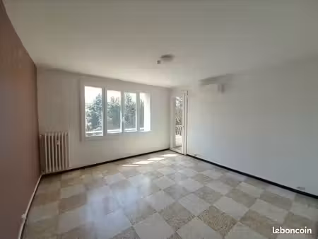 appartement 3 pièces 55 m²