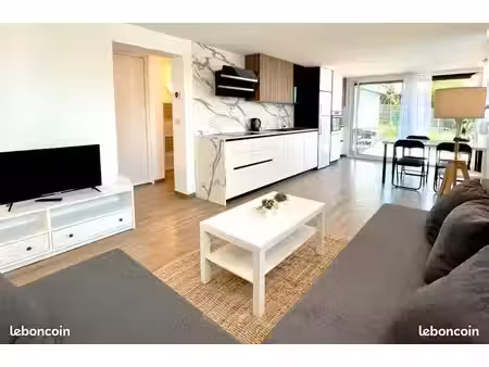 disponible de suite - grand et luxueux t2 avec terrasse plein sus