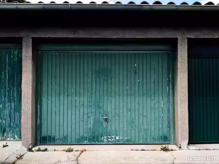 garage ou entrepôt ste colombe à louer
