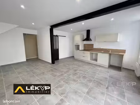 maison 5 pièces 147 m²