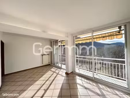 appartement 4 pièces 79 m²