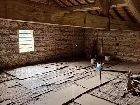 grange à rénover avec fort potentiel