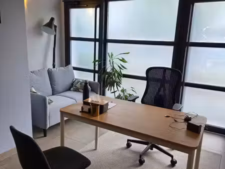 local / cabinet
