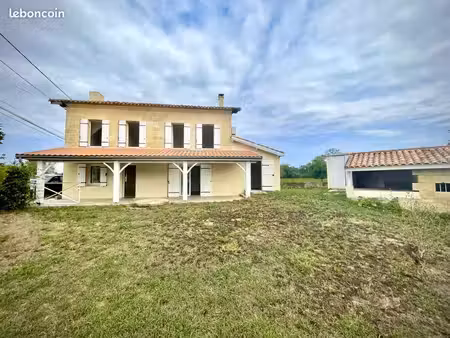 maison 169 m² 5 chambres terrain 1 000 m² dpe c