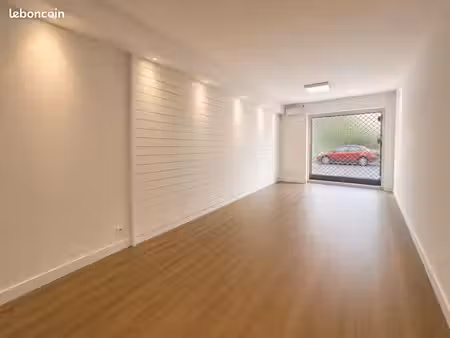 local commercial 50 m²