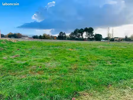 terrain 832 m² saint andre de cubzac
