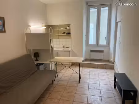 studio meublé