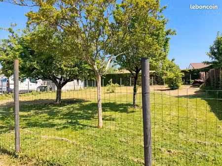 terrain 481 m² fargues saint hilaire