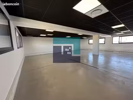 bureaux 114 m² sète