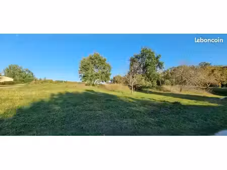 terrain 770 m² yvrac