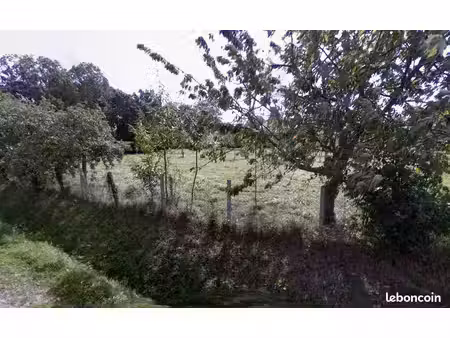terrain à bâtir de 330 m² à l'hermitage (35)