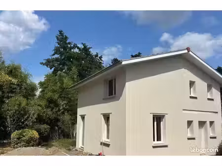 maison à terminer 3 chambres  terrain 820m2