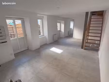 maison de bourg rénovée – 67 m² – centre-bourg de guichen - louée