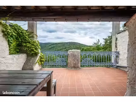 maison 5 pièces 136 m²
