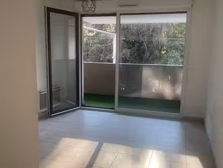 t2 boutonnet - stade philippidès (direct particulier)