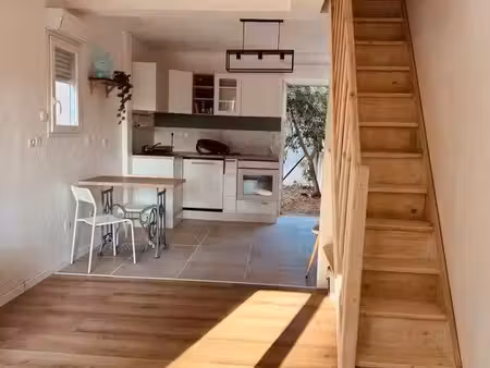 petite maison atypique avec 52 m² d’extérieur et 2 stationnements – clapiers