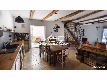 maison 6 pièces 140 m²