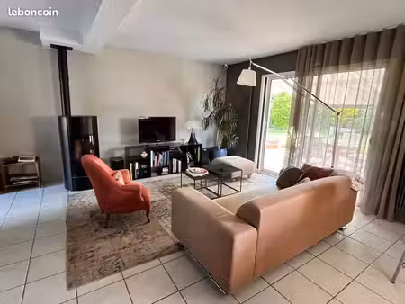 maison 102 m2 - 3 chambres - terrain arboré 577 m2 - châteaugiron