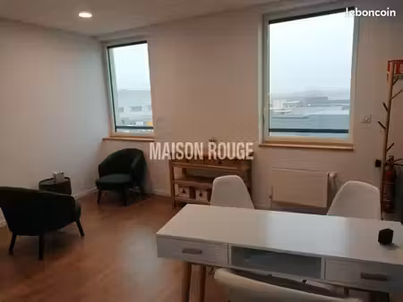bureau 22 m²