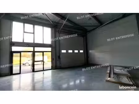 local d'activité 171 m²