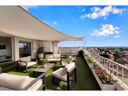 duplex 5 pièces 225 m²