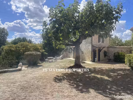maison 7 pièces 287 m²
