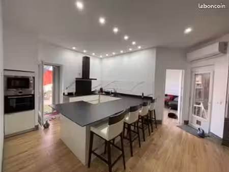 béziers (34500) 10 mn du centre– superbe t3 meublé de 95 m² entièrement rénové avec terras