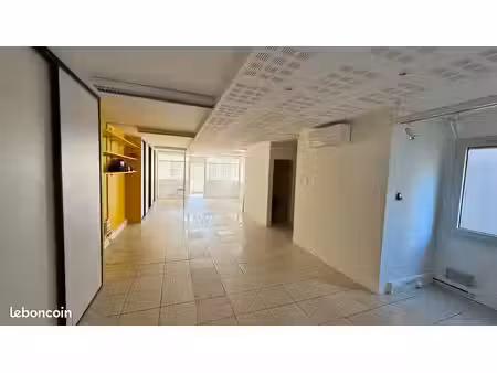 bureaux à vendre pré d'arènes