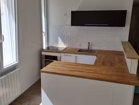 location t5 avec terrasse de + 40 m2