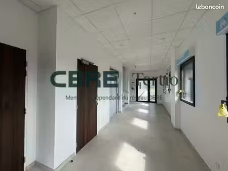 bureaux 640 m² la ville-aux-dames