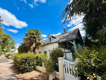 maison familiale 4 chambres – 164 m² au sol  jardin 871 m² – proche tours et loire