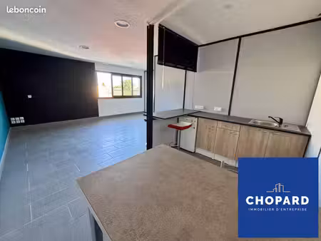 bureaux 67 m² bassens