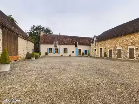 propriété 8 pièces 269 m²
