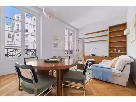 superbe pied à terre à paris 1er !